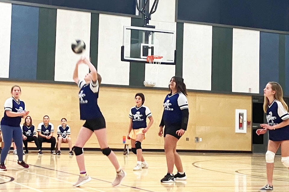 The Ecole Red Bluff/Lhtako Elementary Raptors kept the rally alive in the gold medal game, at the School District 28 girls’ volleyball finals. (Photo submitted) 