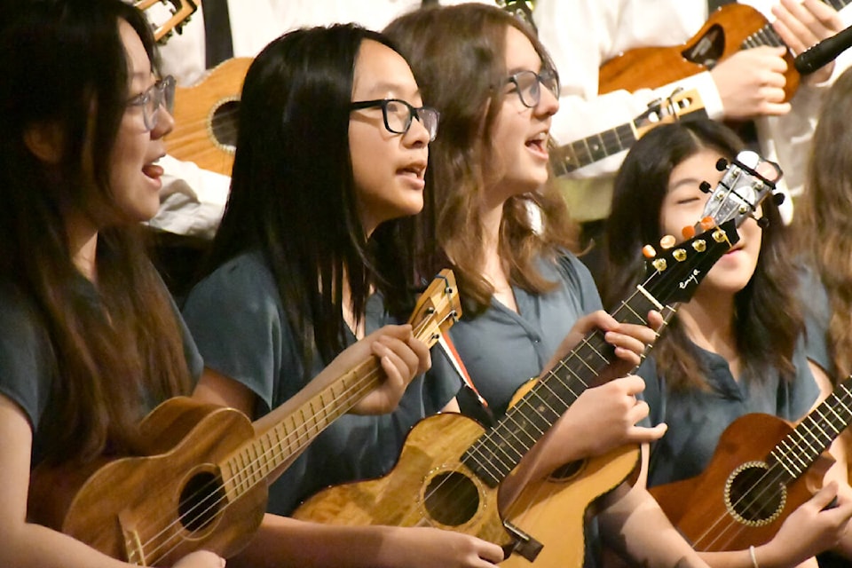 91ԭ Ukulele Ensembles recently performed at the Christmas Wish Breakfast at Newlands, both the senior A and B groups taking to the stage with some holiday hits. (91ԭ Advance Times files) 