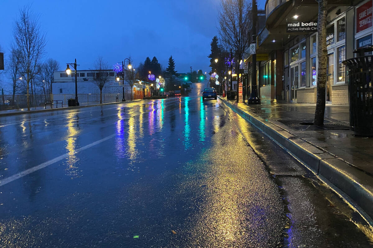 Heavy rain to continue into late morning for Fraser Valley: Environment