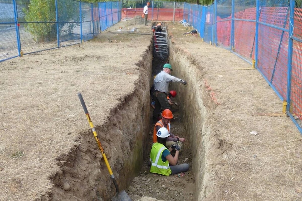 A team works in the newly uncovered XEOLXELEK-Elk Lake fault in Saanich in 2021. (Photo by Lucinda Leonard) 