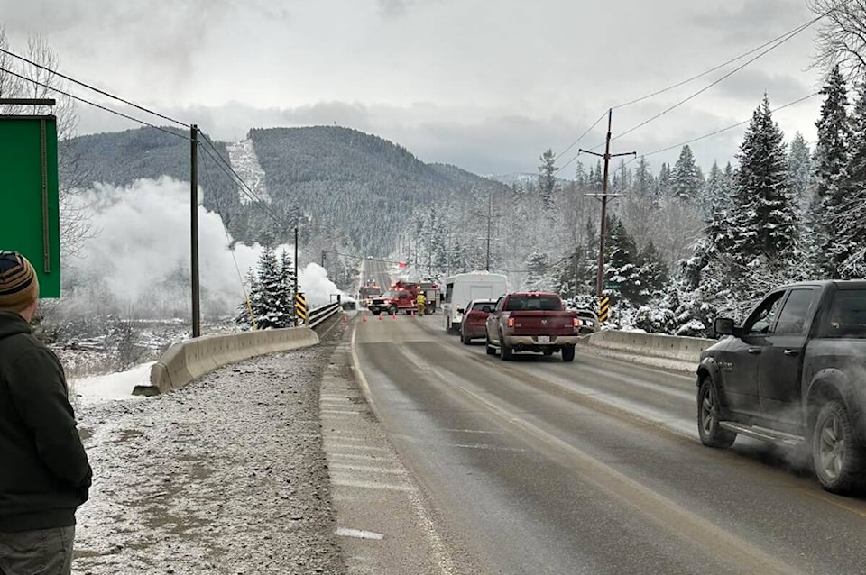 web1_231209-kcn-vehicle-fire_1