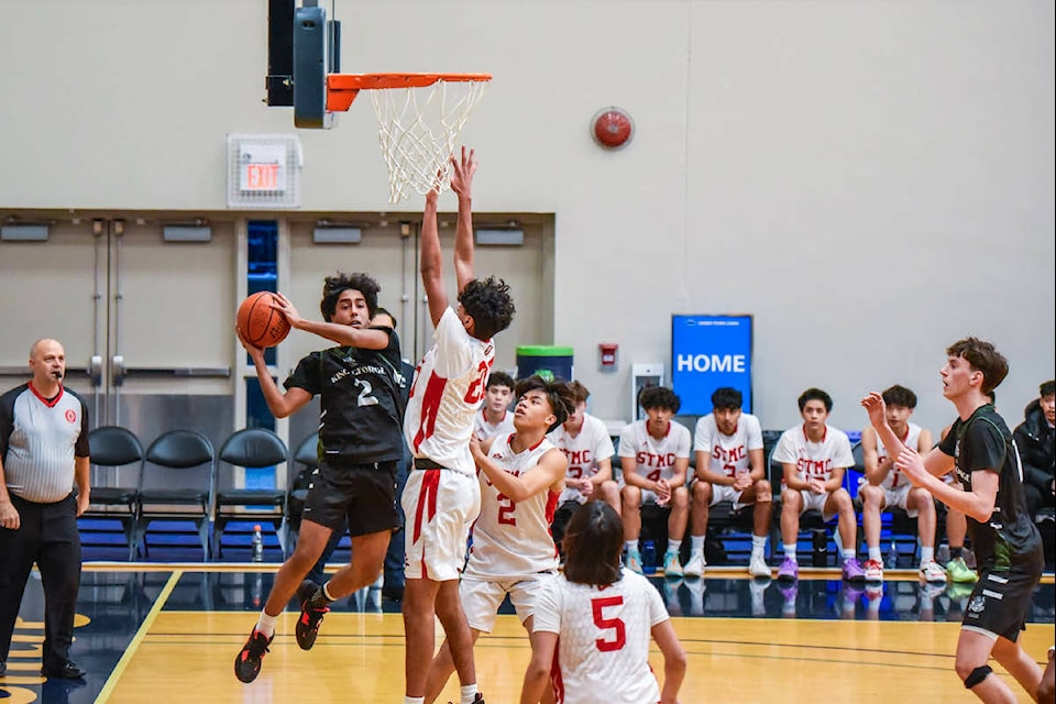 King George Dragons won a 76-64 victory over the St. Thomas More Collegiate Knights in the Select 16 bracket at the 2023 Tsumura Basketball Invitational Boys Tournament at the 91ԭ Events Centre. (Ryan Molag, 91ԭ Events Centre/Special to 91ԭ Advance Times) 