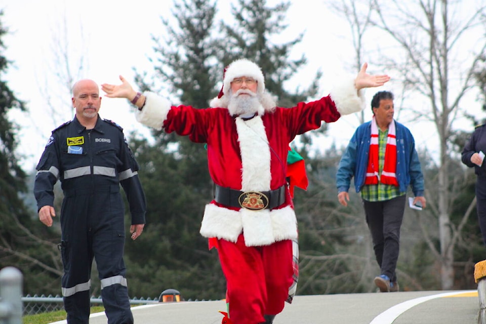 Santa visited kids at Victoria General Hospital on Dec. 12 to bring them some holiday cheer. (Jake Romphf/News Staff) 