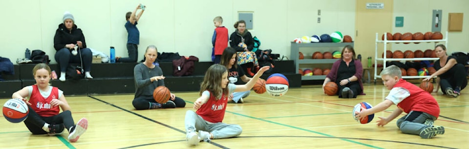 web1_231213-ldn-basketball-parents-against-kids-photo_4