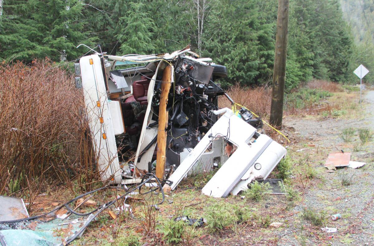 RV crash caused power outage in Tofino - Ucluelet