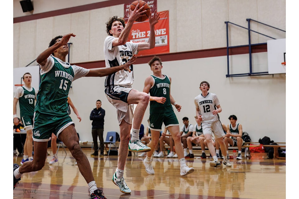 web1_231220-cvr-s-hoops-1_1