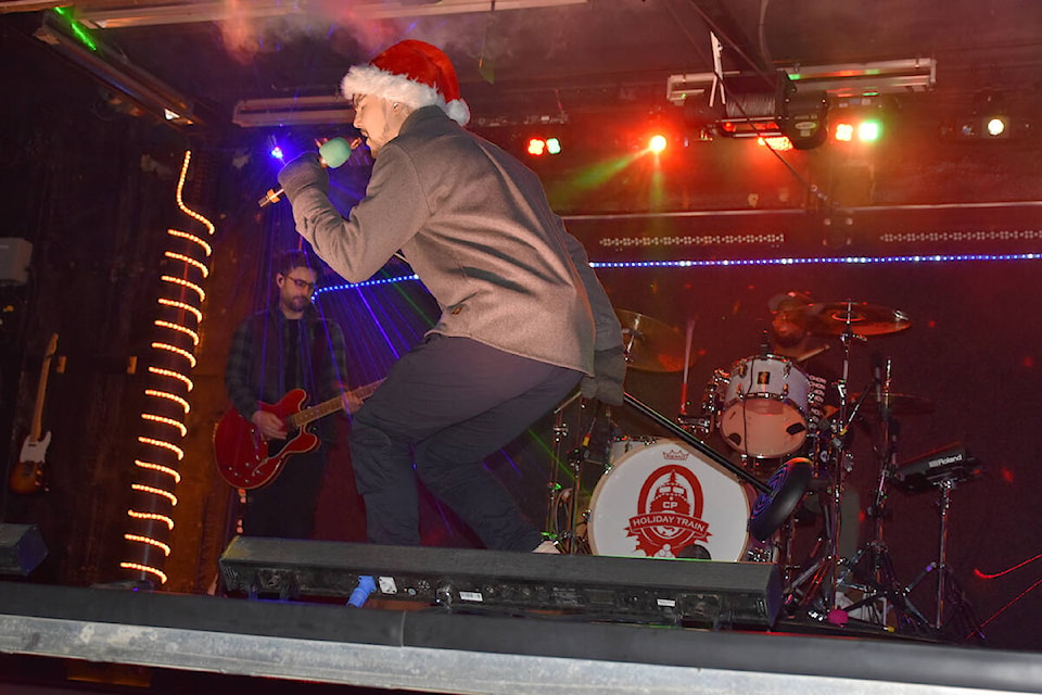 JUNO Award nominee Tyler Shaw kept the audience singing and dancing along with his energetic performance of classic Christmas songs at the CPKC Holiday Train stop in Sicamous on Friday, Dec. 8. (Heather Black-Eagle Valley News) 