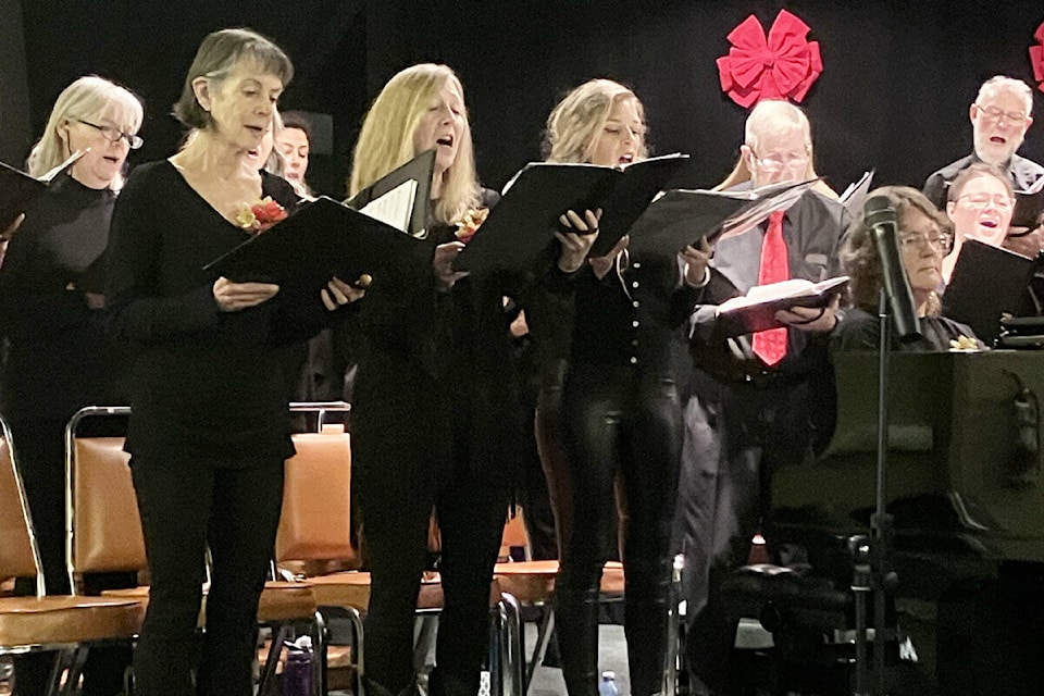 web1_231221-omh-eclectica-choir-fundraiser-_7