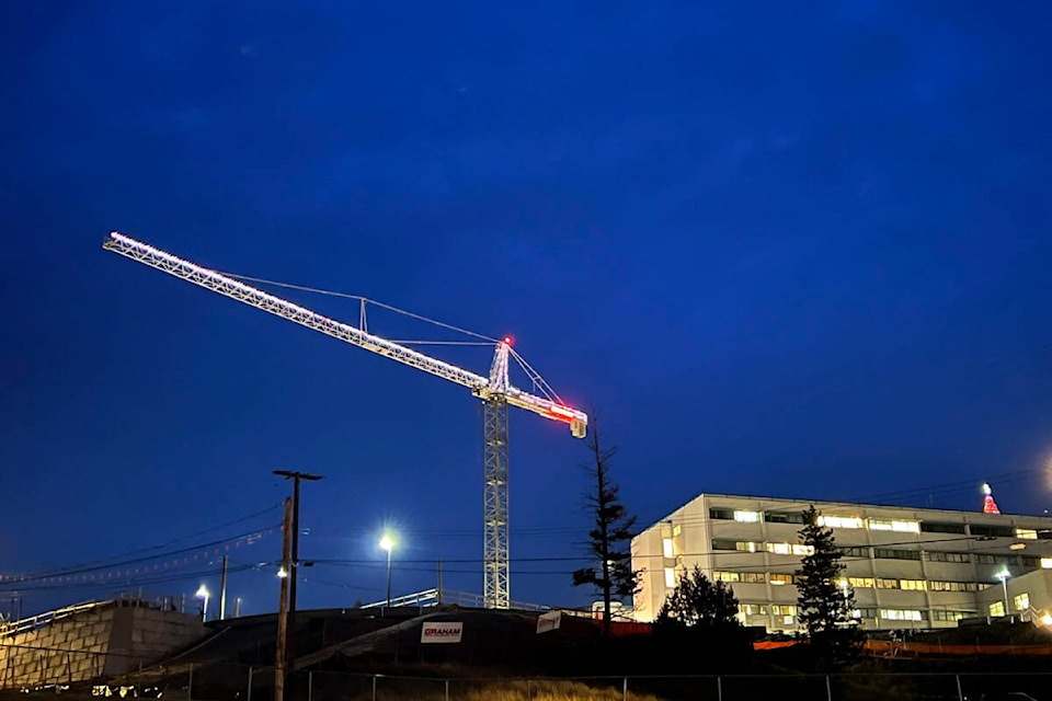 A Graham Construction crane towers over Cariboo Memorial Hospital. The crane is being used to build the new hospital extension and will be on site for about 11 months. (Angie Mindus photo - Efteen) 