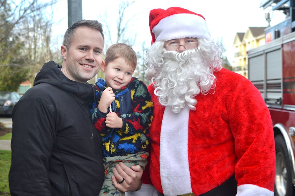  91ԭ firefighters wrapped up their annual Candy Cane Run in Murrayville on Saturday, Dec. 23. (Kyler Emerson/91ԭ Advance Times) 