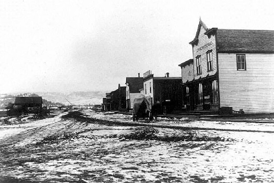web1_231228-kcn-historic-photos_1