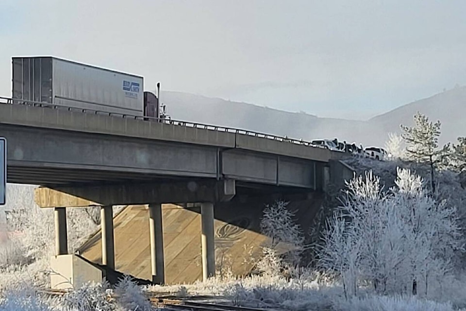 Emergency crews are on scene of a multi-vehicle crash on the Highway 97 overpass at the north end of Vernon. (Roger Knox/Morning Star) 