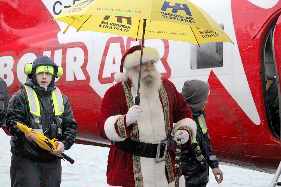 web1_copy_231213-nbu-santa-fly-in-2023-2_3