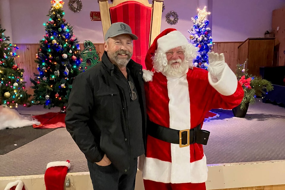 web1_rsz-breakfast-with-santa-nts-img_3289