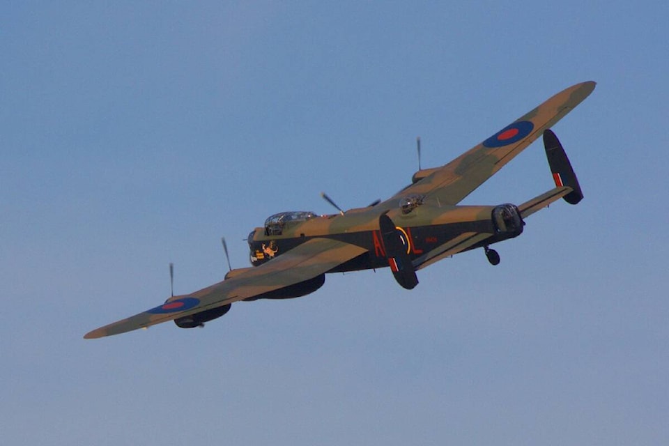 web1_190325-pnr-lancasterbomber
