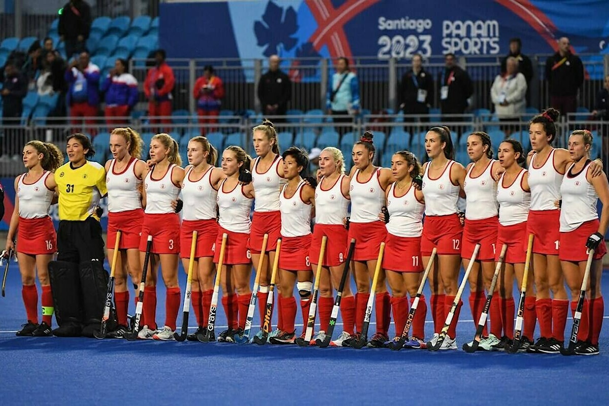 加拿大女足在奥运曲棍球预选赛中反弹击败马来西亚
