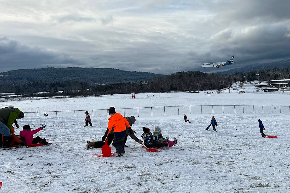 web1_211228-pnr-snowphotos-sledding_2