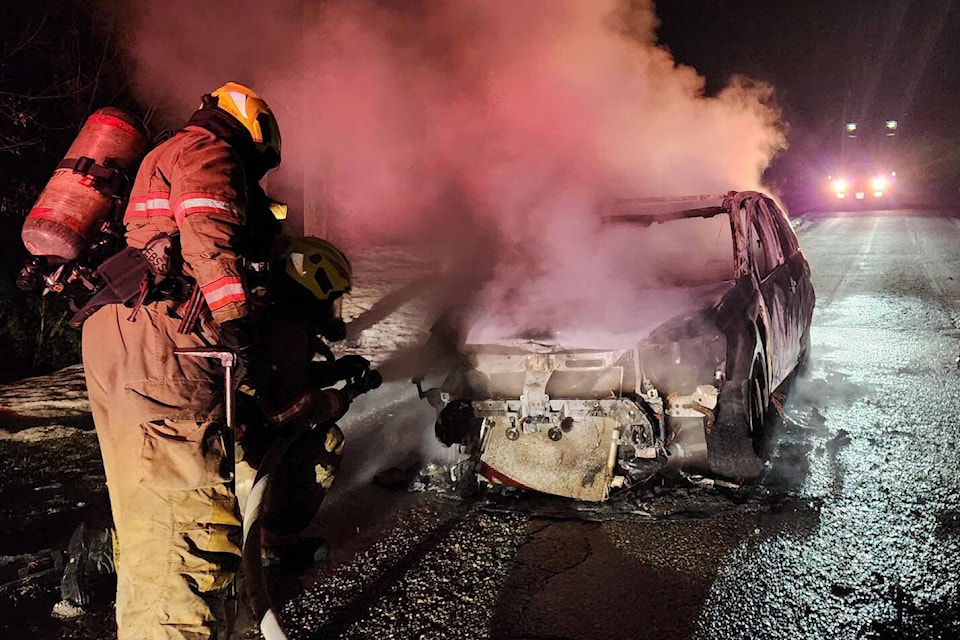 web1_230119-vms-carfire-blaze_1
