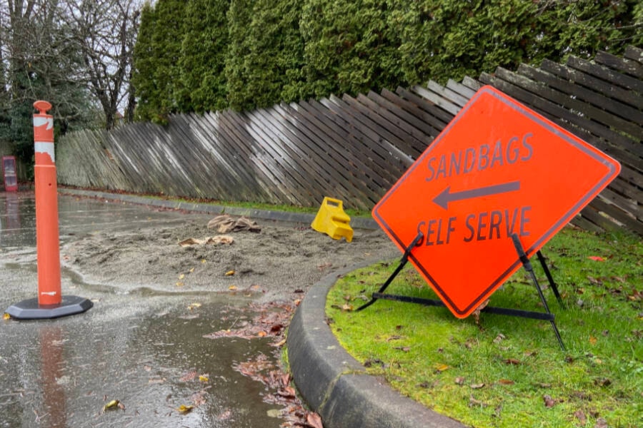 web1_231207-snm-flooding-sooke-photo_1