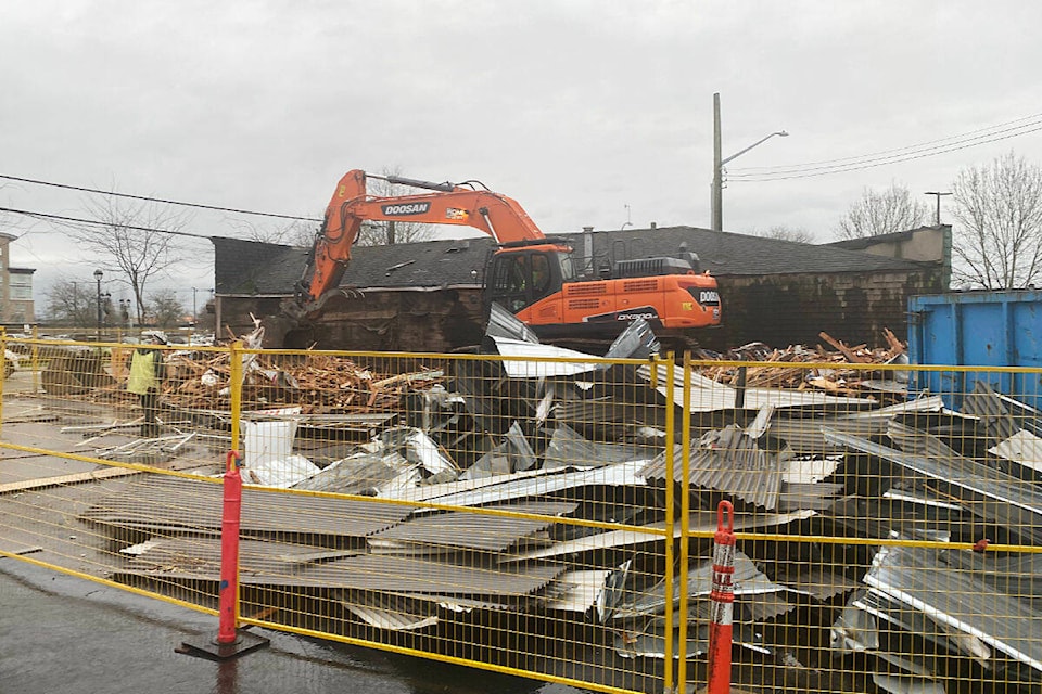 The former home of Pastime Sports and Games was the first of the aging buildings to be demolished on Friday, Jan. 5. (Matthew Claxton/91ԭ Advance Times) 