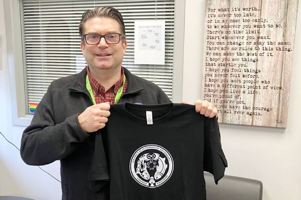 SD42 Alternative Secondary School principal Steve Wiebe with a T-shirt with the new school logo. (Special to The News) 