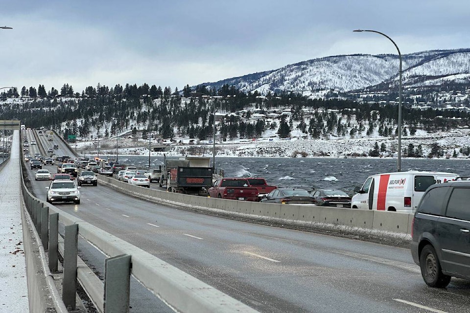 web1_240111-kcn-bridge-bonk-bridgecrash_1