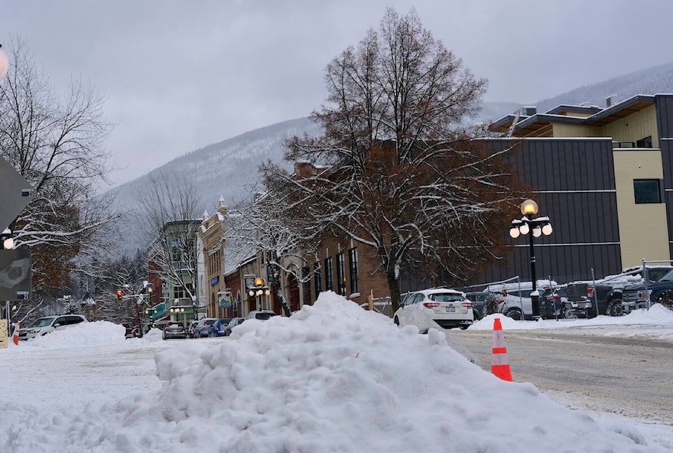 web1_240111-kws-weathernelson-snow2_1