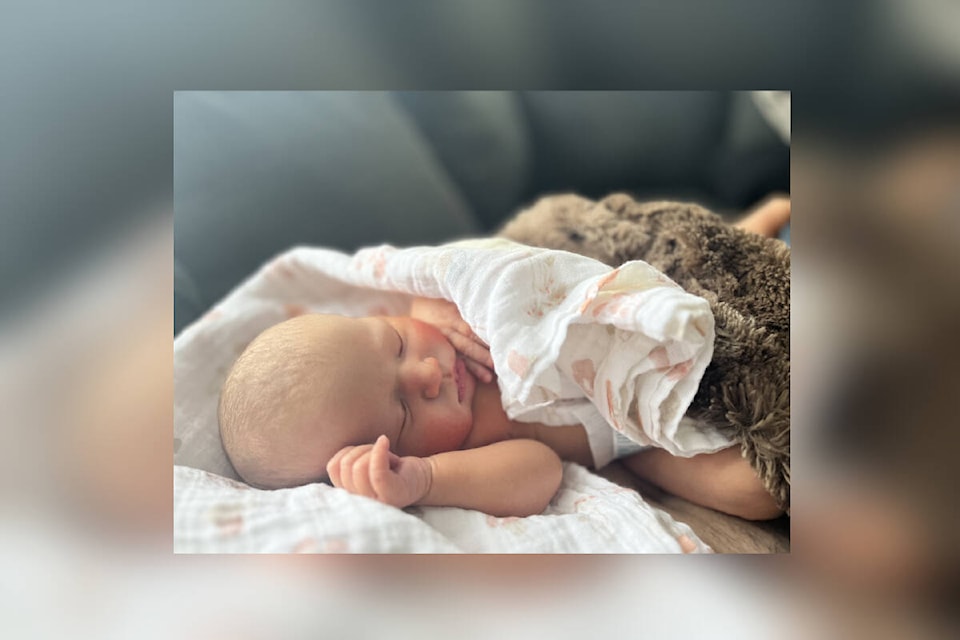 Revelstoke’s new year baby has arrived. Meet:Sadie Olsen (Taylor Olsen). 