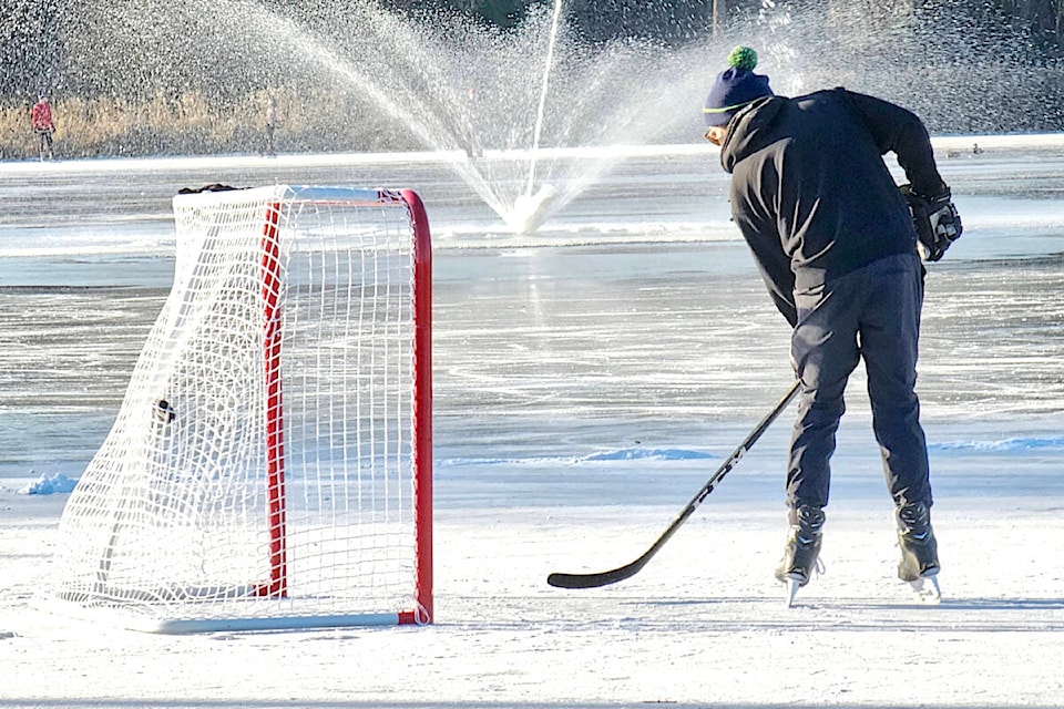 Dozens were skating at Brydon Lagoon in Langley City on Sunday, Jan 14. (Dan Ferguson/Langley Advance Times) 