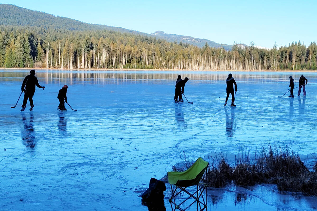 Fall through ice at Maple Lake in Cumberland leads to safety tips from