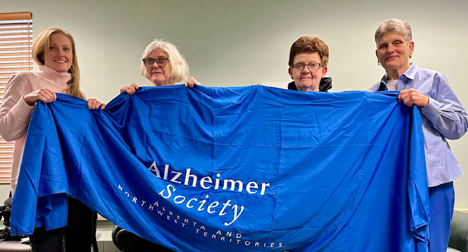 web1_240115-yel-alzheimers-awareness-month_1