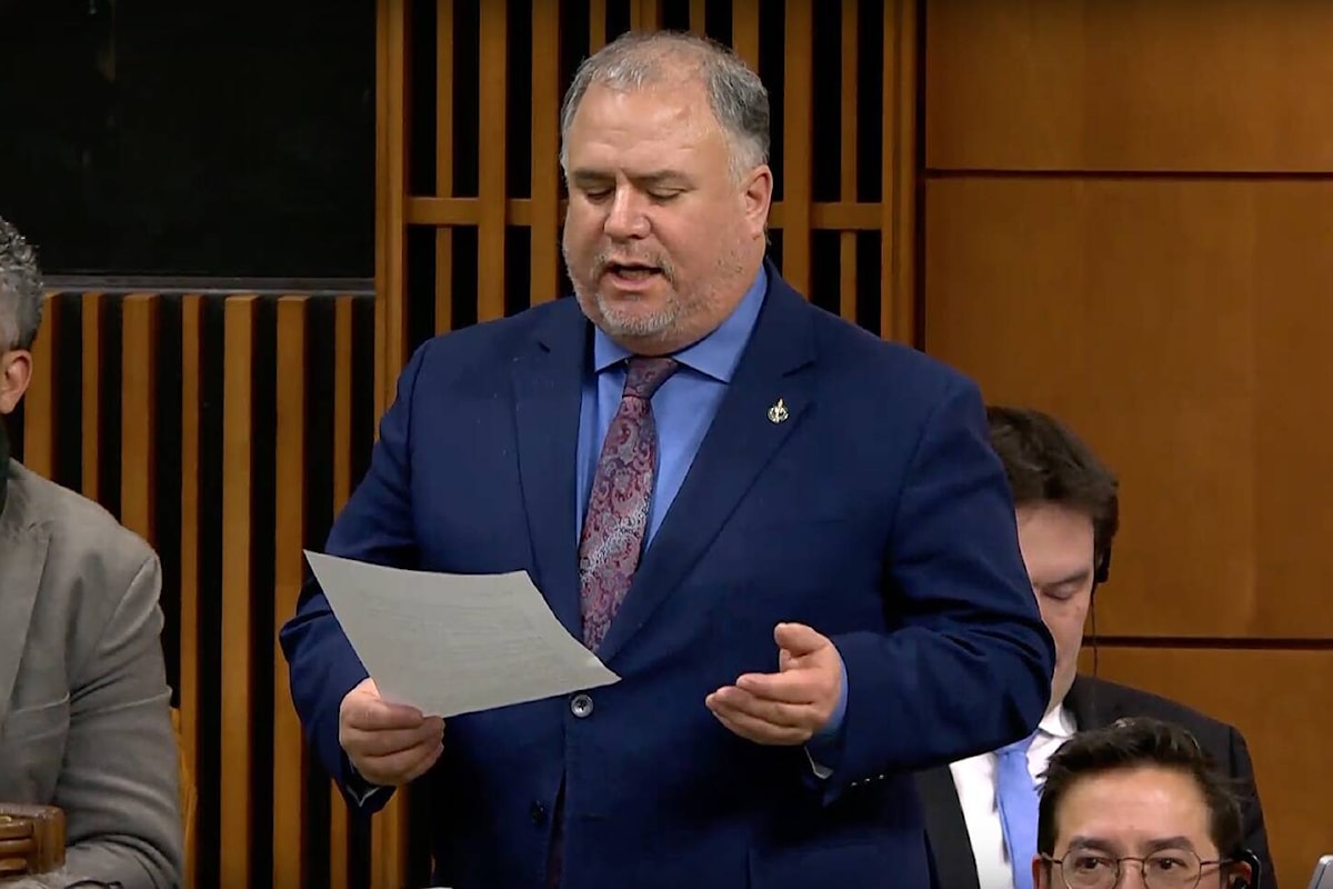 North Island MPs ask for CEBA loan extension for local businesses