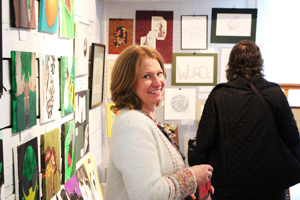 web1_240118-omh-pso-art-show_23