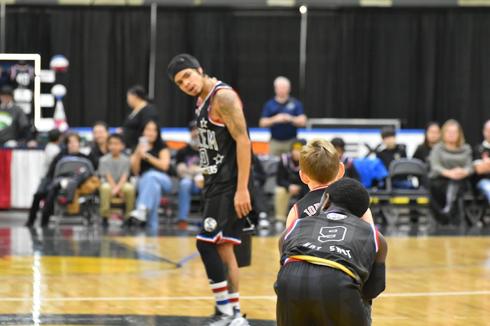 web1_240125-pwn-globetrotters-_10