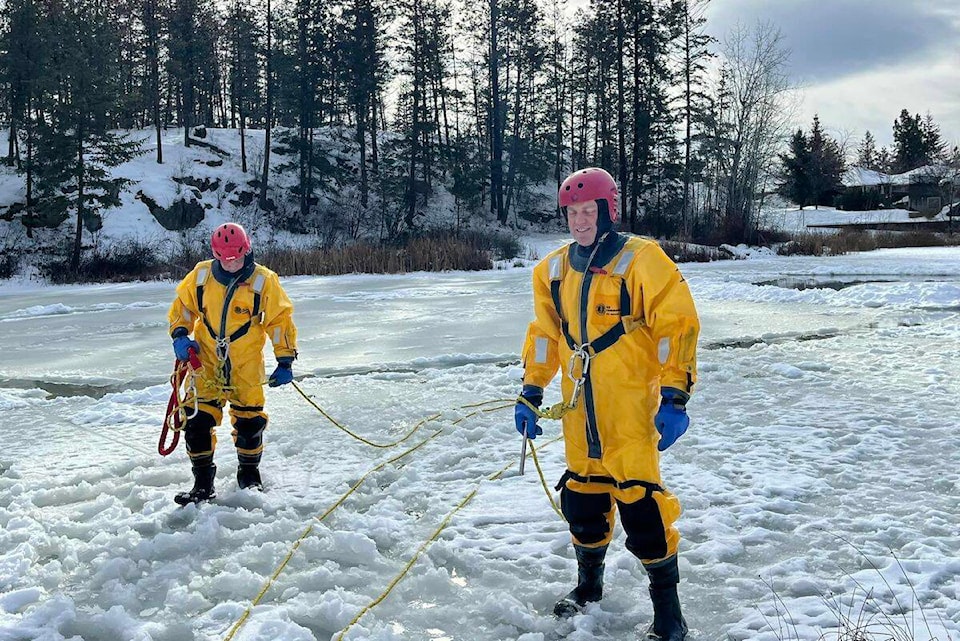 web1_240131-win-frozen-pond-training_2