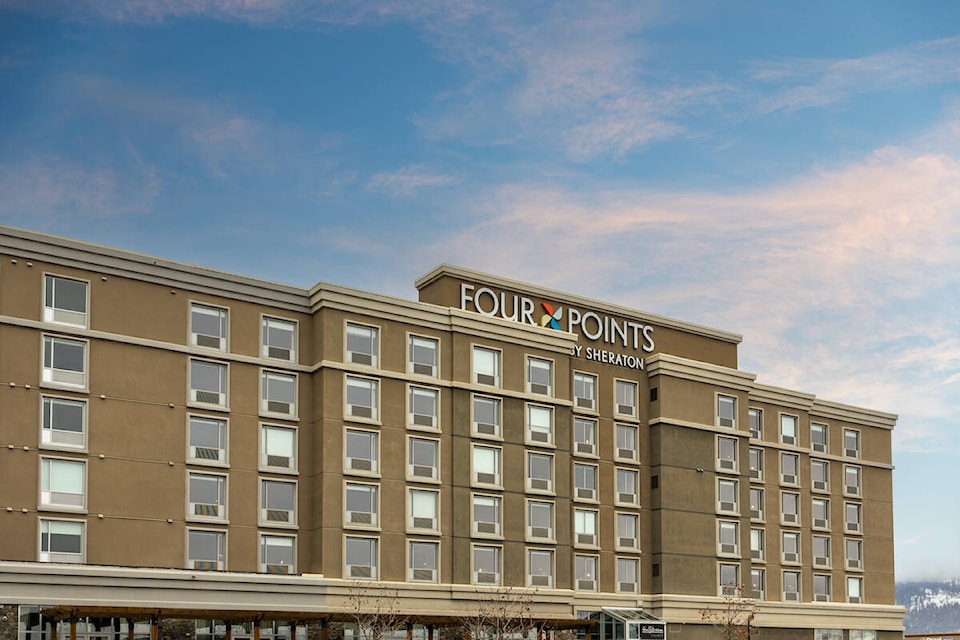 web1_240201-kcn-sheraton-ylw-fourpoints_1
