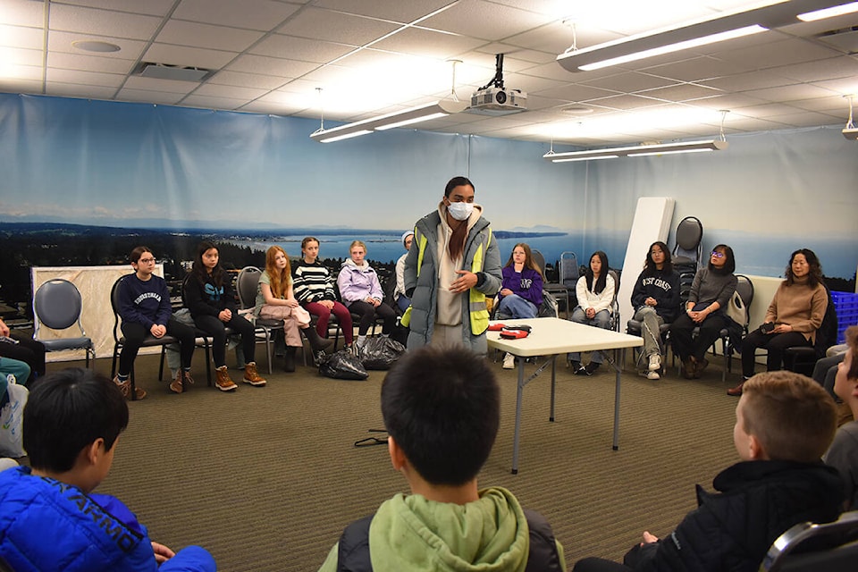 A Grade 6 class from École Laronde Elementary School visited White Rock’s daytime warming centre to learn about homelessness in the community. (Sobia Moman photo) 
