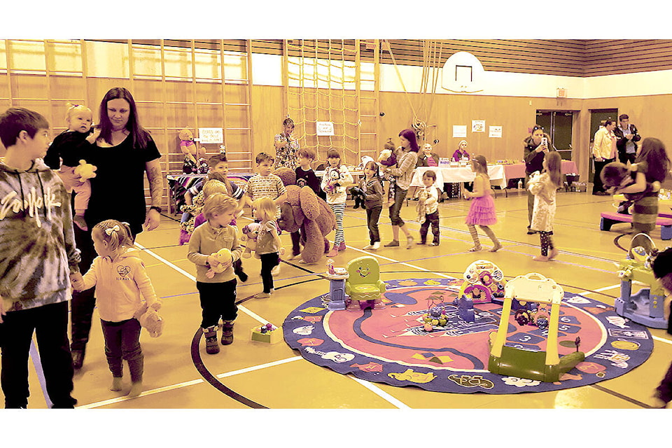 web1_rsz-jill-h-the-teddy-bear-picnic-parade-at-the-ridge-in-barriere-is-a-whole-lot-of-fun-for-both-young-and-old