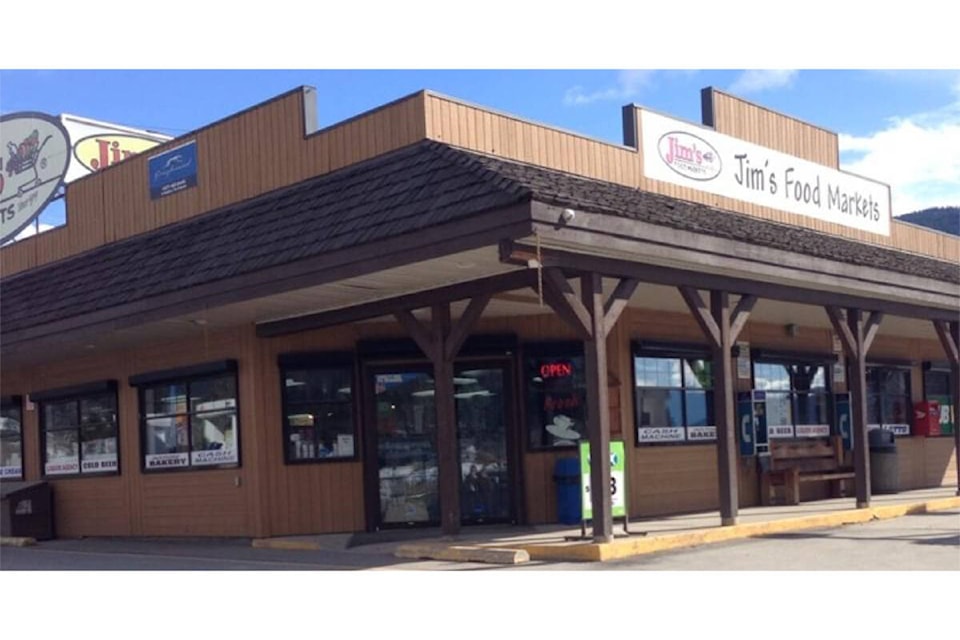 web1_rsz-jim-s-food-mkt-little-fort-298465713_1097064541017477_8851820166460827272_n