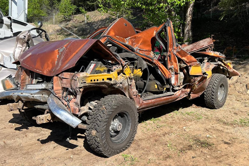web1_rsz-tow-yard-truck-350799822_1140764723992629_5227884242376411116_n