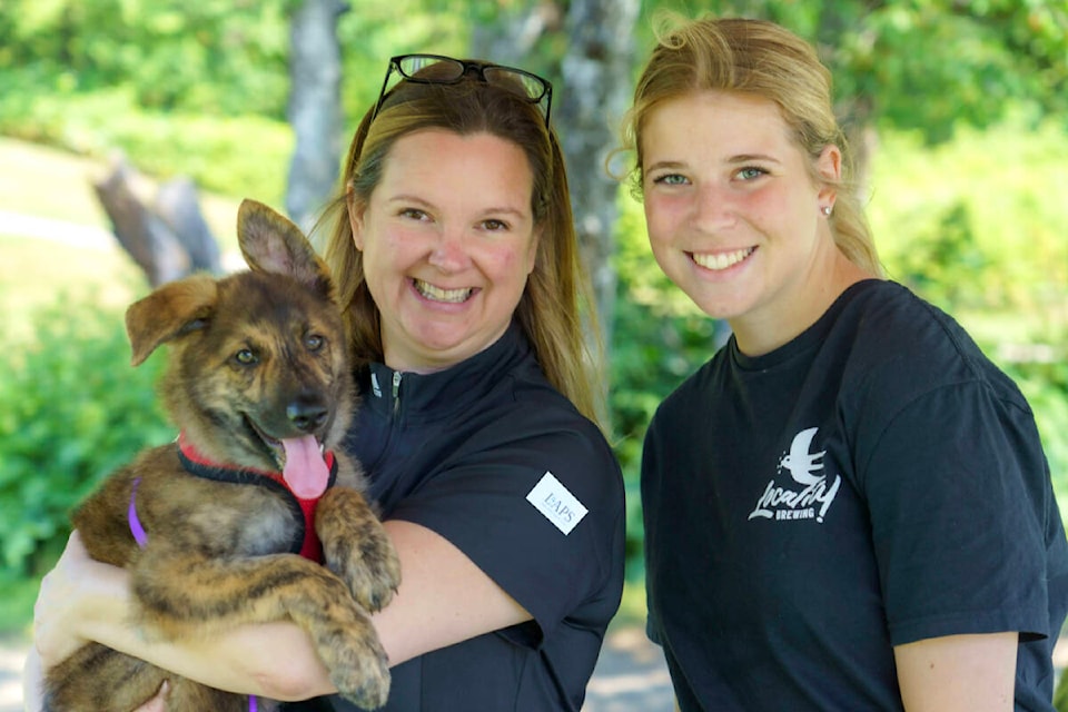 LAPS staff and volunteers at the shelter’s first golf tournament fundraiser. (LAPS/Special to Black Press Media) 