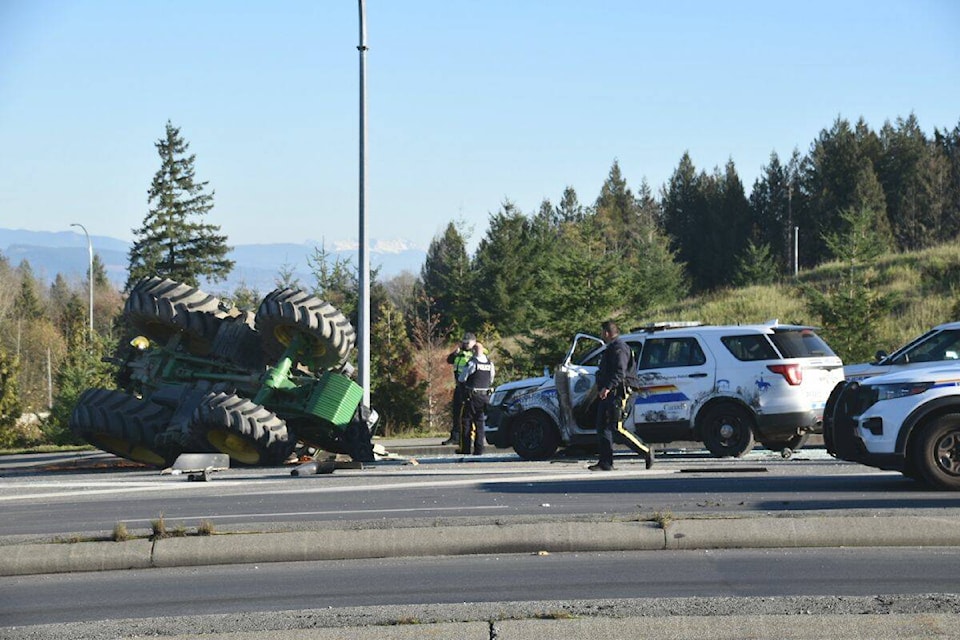 web1_231130-sul-police-chase-tractor_3