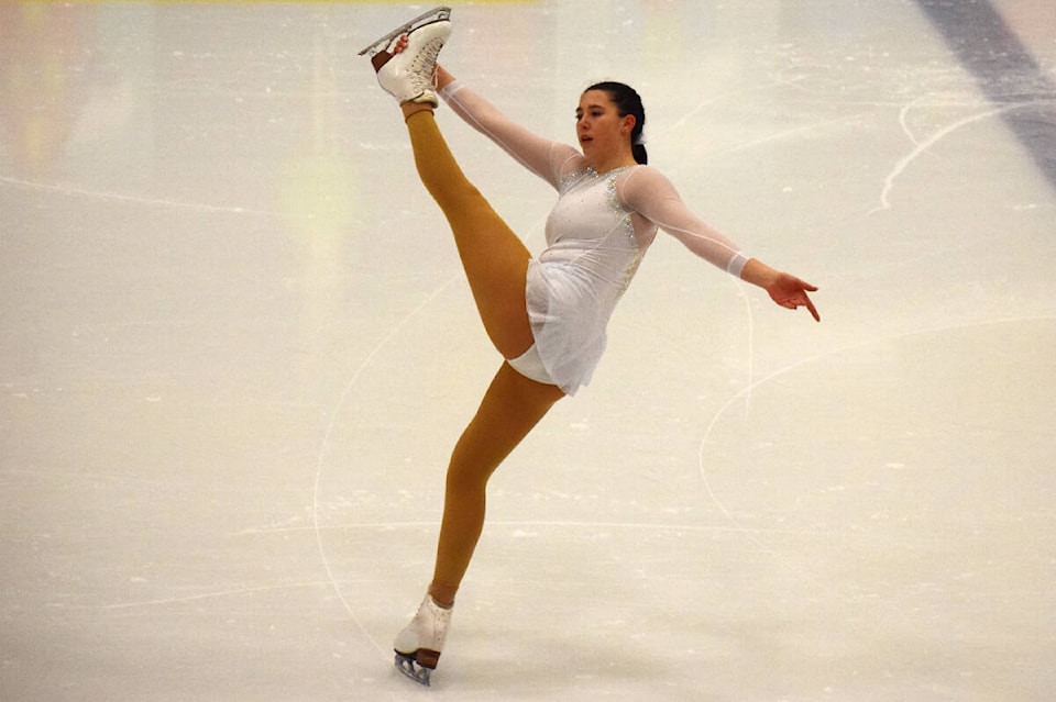 web1_231220-qco-figure-skating-show_6