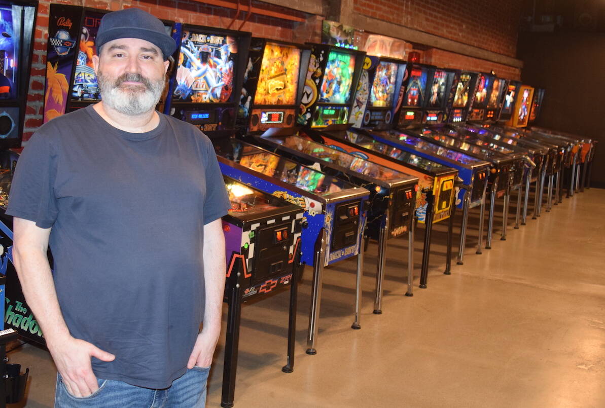 Pinball pizzeria rolls into Victoria's Chinatown