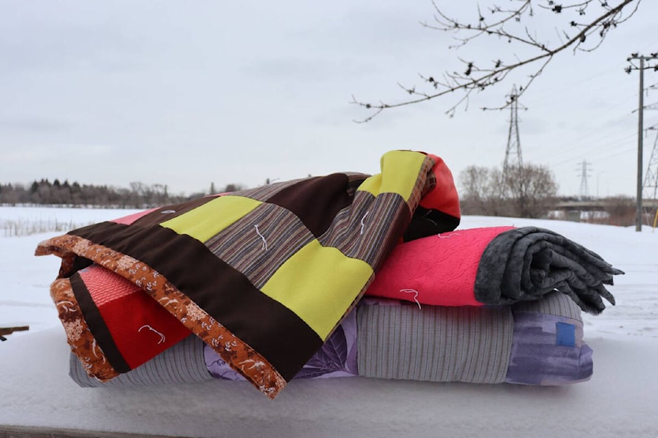 web1_240204-crm-harmony-hearts-comforters_1