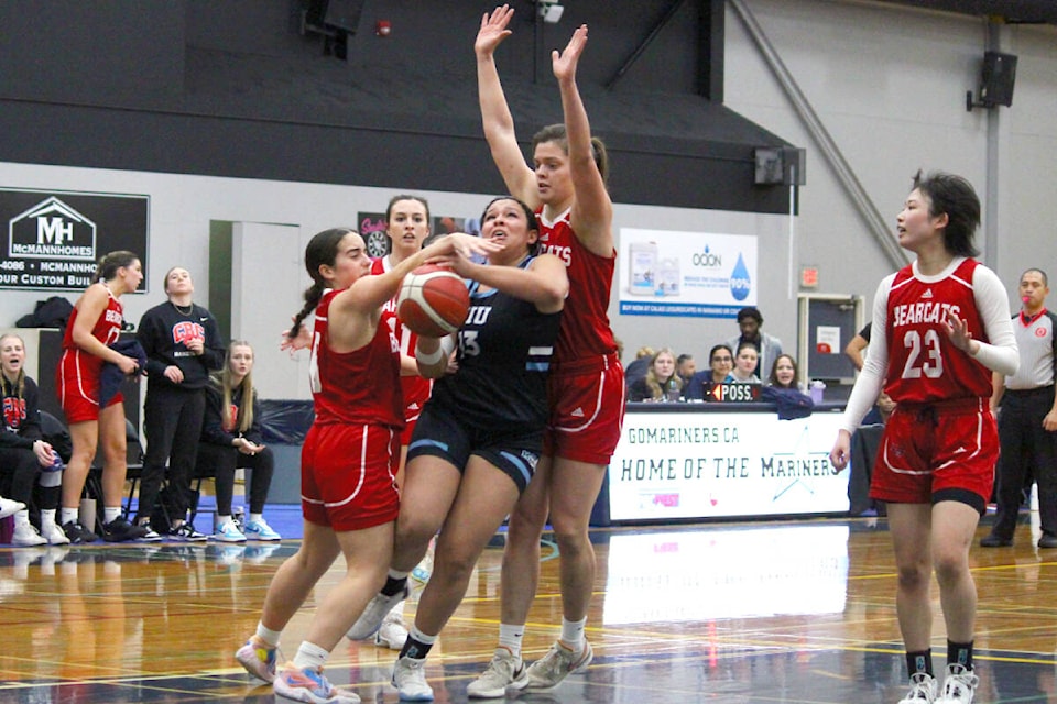 web1_240207-nbu-viu-womens-hoops-final-home-game-1_1