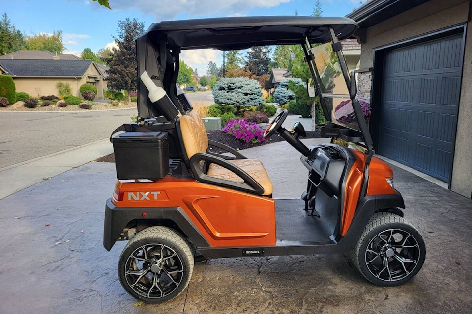 web1_240208-vms-carts-golf-golfcart_1