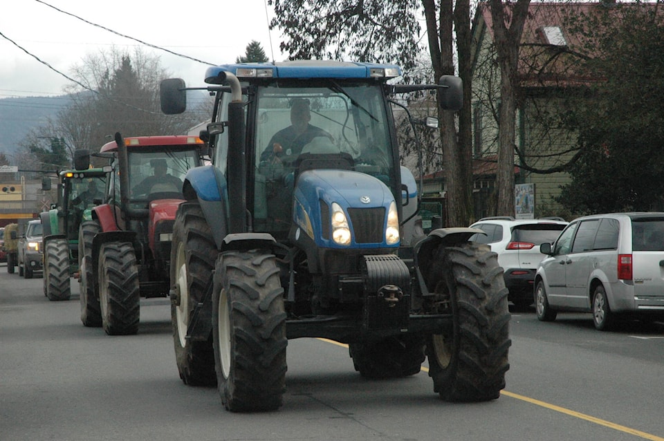 web1_240215-cci-farmer-protest-pictures_2