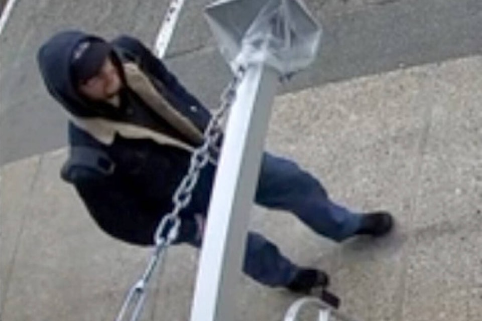 91ԭ RCMP are looking for this man, a suspect in three groping incidents over 14 days last spring. (91ԭ RCMP/Special to the 91ԭ Advance Times) 