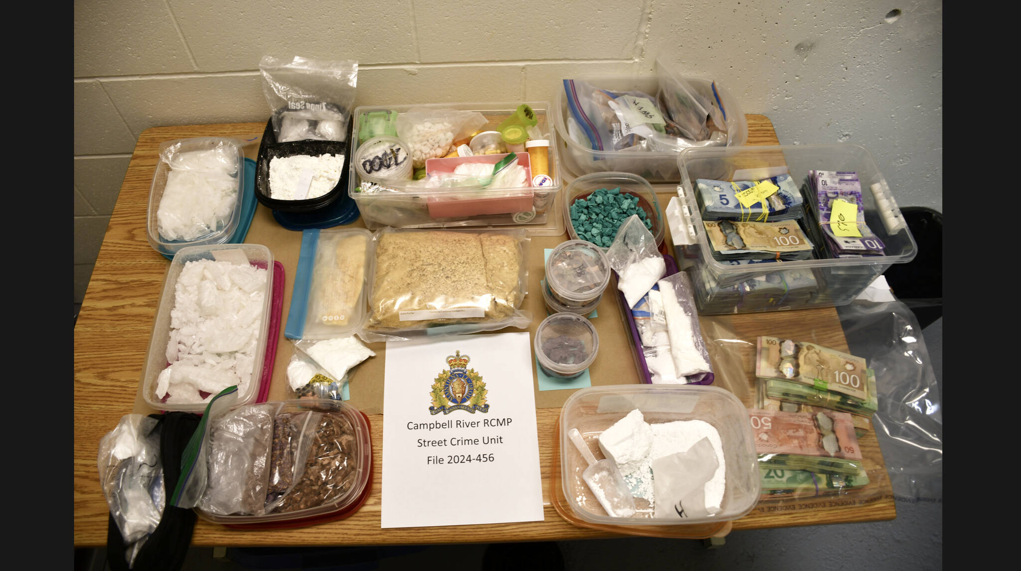 RCMP investigation in Campbell River leads to sizeable seizure of fentanyl  - Campbell River Mirror